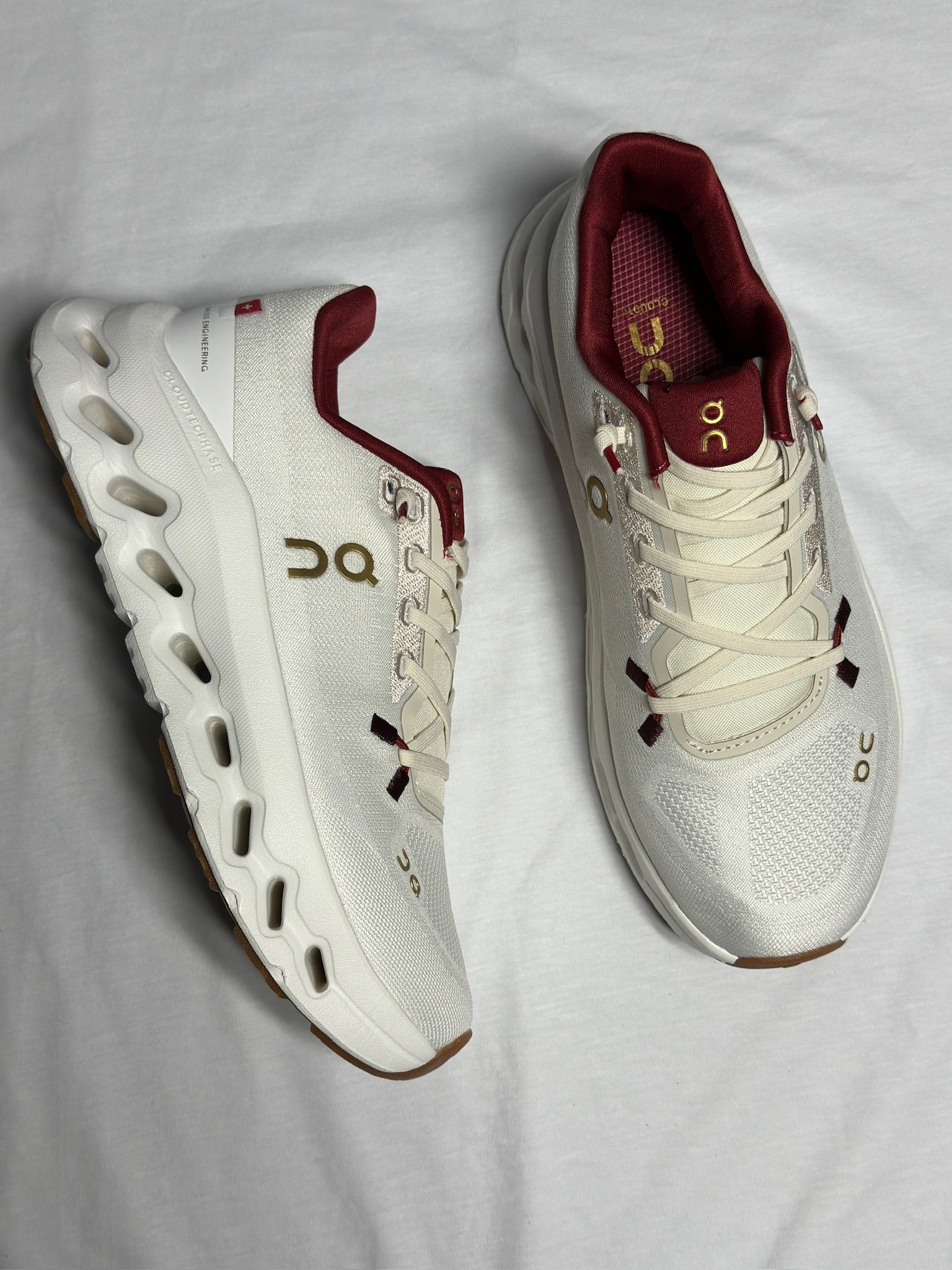 On Cloud x LOEWE