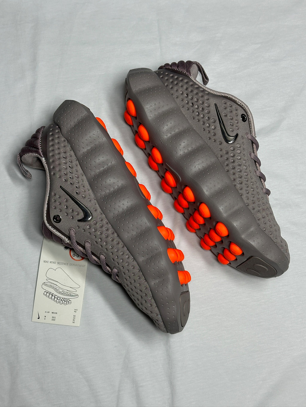 Nike Mind 002