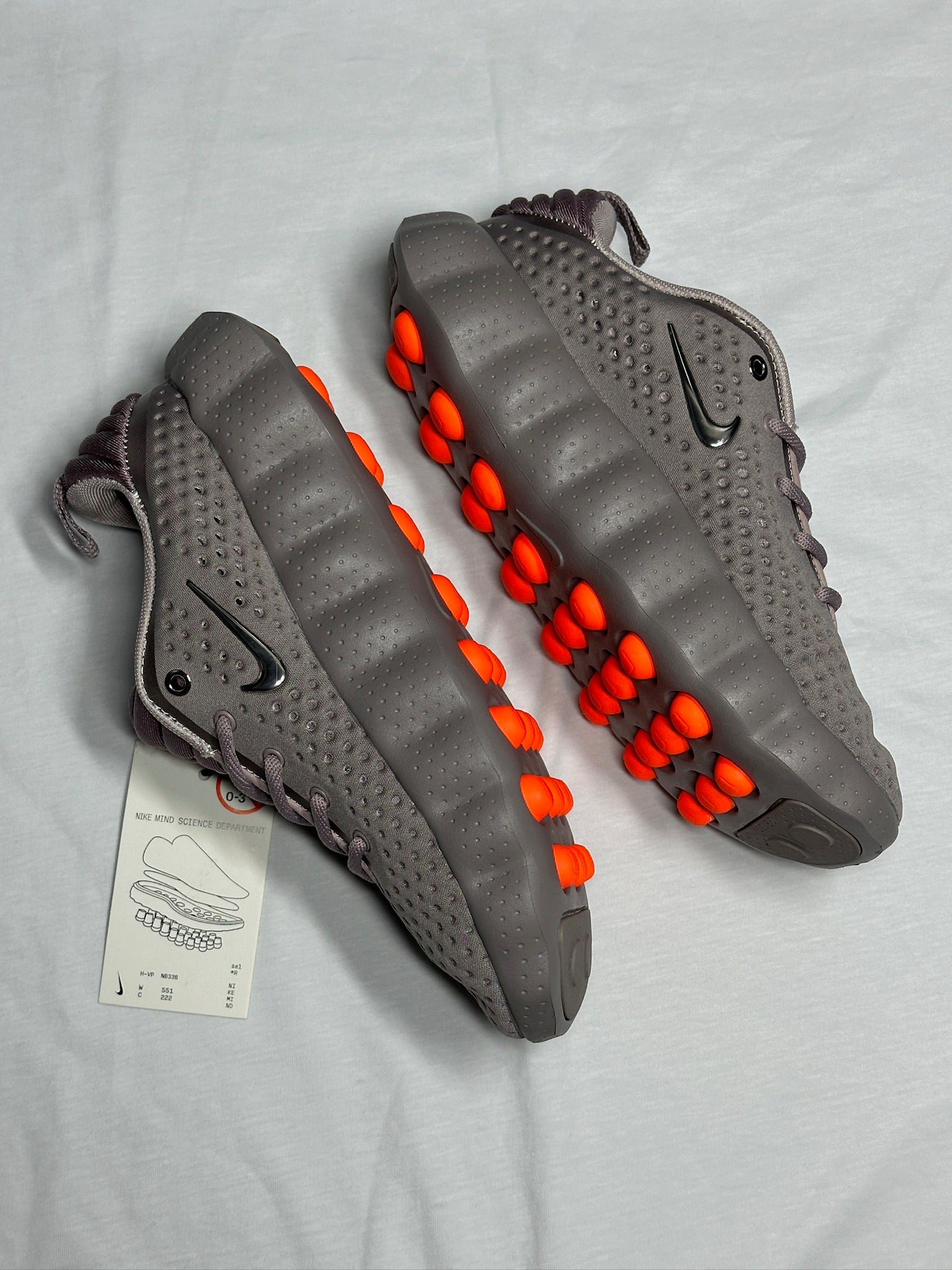Nike Mind 002