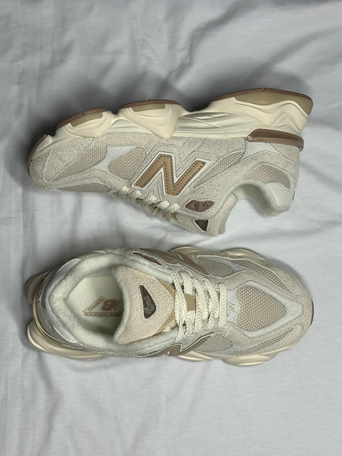New Balance 9060