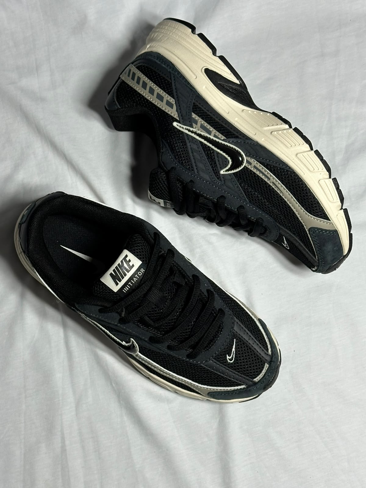 Nike Initiator